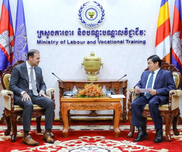 រដ្ឋមន្ត្រីក្រសួងការងារ និងបណ្តុះបណ្តាលវិជ្ជាជីវៈ ស្នើឱ្យរាជរដ្ឋាភិបាលអារ៉ាប៊ីសាអូឌីត ពង្រីកទីផ្សារការងារ