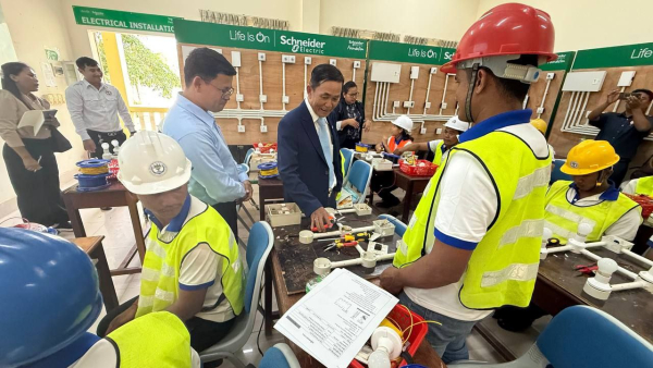 ក្រសួងការងារ និងបណ្តុះបណ្តាលវិជ្ជាជីវៈ ត្រួតពិនិត្យ និងវាយតម្លៃការអនុវត្តកម្មវិធីបណ្តុះបណ្ដាល TVET គ្រប់កម្រិត ជាពិសេសកម្មវិធី TVET 1.5M នៅខេត្តត្បូងឃ្មុំ