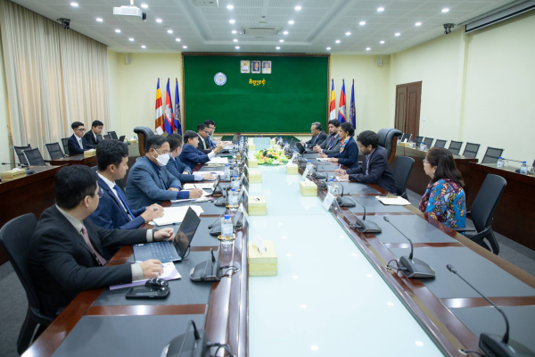 ក្រសួងការងារ និង ADB បន្តពិភាក្សាលើកិច្ចសហប្រតិបត្តិការលើកកម្ពស់វិស័យអប់រំបណ្ដុះបណ្ដាលបច្ចេកទេស និងវិជ្ជាជីវៈ និងការអភិវឌ្ឍជំនាញនៅកម្ពុជា
