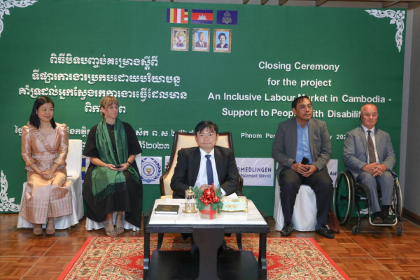 រដ្ឋមន្ត្រីក្រសួងការងារ នឹងជំរុញឱ្យក្រុមហុន រោងចក្រ សហគ្រាសទទួលយកជនមានពិការភាពធ្វើការឱ្យបាន៣%