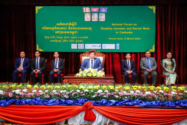 ឯកឧត្តម ហេង សួរ អំពាវនាវឱ្យដៃគូអភិវឌ្ឍ សម្រួចលើការពង្រឹងសម្ថភាពជនមានពិការភាព