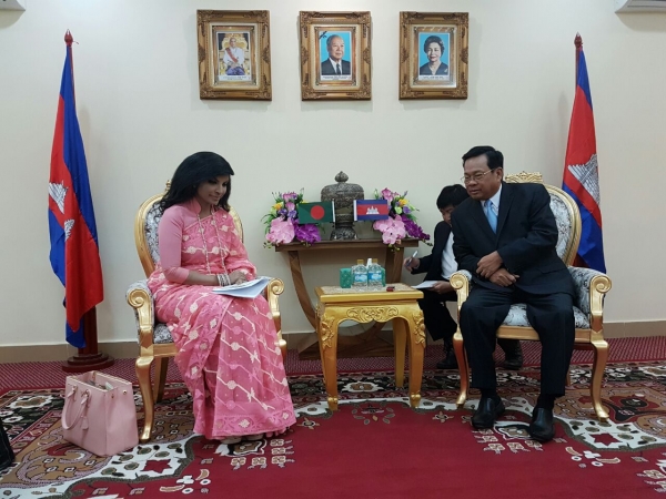ជំនួបពិភាក្សាការងារជាមួយលោកជំទាវ Saida Muna Tasneem ឯកអគ្គរដ្ឋទូតបង់ក្លាដែសនៅទីក្រុងបាងកក