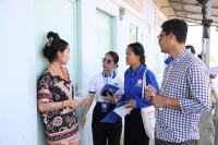 ប.ស.ស. និងNEA នៃក្រសួងការងារ និងបណ្តុះបណ្តាលវិជ្ជាជីវៈ ចុះពន្យល់កម្មករ Y &amp; W ពីឱកាសការងារ និងអត្ថប្រយោជន៍ដល់បន្ទប់ស្នាក់នៅ