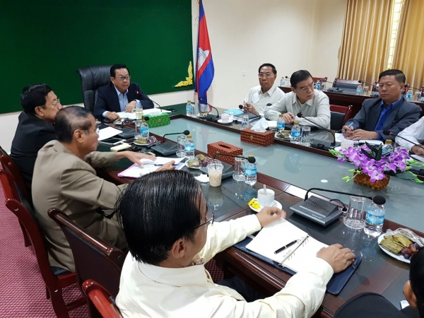 កិច្ចប្រជុំពិនិត្យលើវឌ្ឍនភាពការងារ៩ខែ ឆ្នាំ២០១៦ នៃការអនុវត្តផែនការយុទ្ធសាស្ត្រអភិវឌ្ឍន៍វិស័យការងារ និងបណ្តុះបណ្តាលវិជ្ជាជីវៈ និងទិសដៅបន្ត