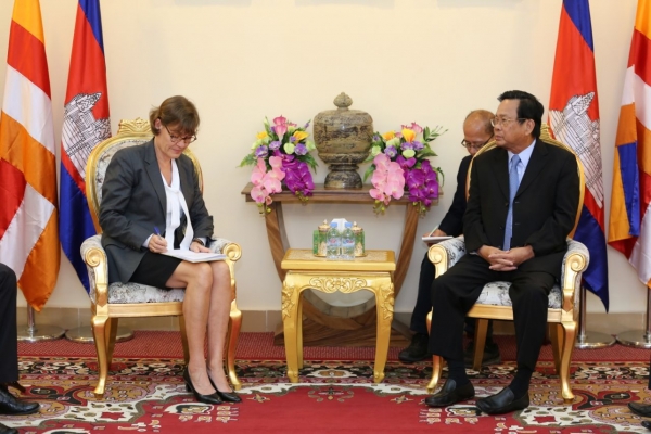 ឯកឧត្តមបណ្ឌិតរដ្ឋមន្ត្រី  ចាត់ទុកស៊ុយអែតជាដៃគូពាណិជ្ជកម្មដ៏សំខាន់មួយរបស់កម្ពុជា