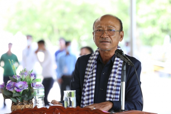 ក្នុងសប្តាហ៍នេះ រោងចក្រ-សហគ្រាស ចំនួន៧ មានកម្មករនិយោជិត ប្រមាណ៩ពាន់នាក់ ទទួលបានវគ្គបណ្តុះបណ្តាលជំនាញទន់ ពីក្រសួងការងារ