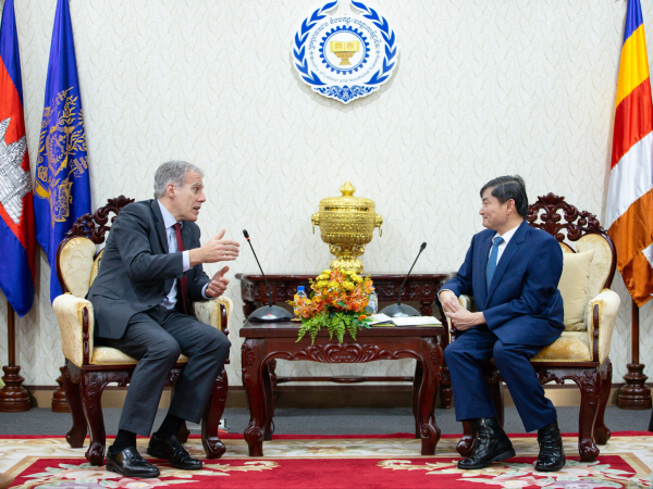 កម្ពុជា-កាណាដា បន្តពង្រឹងកិច្ចសហប្រតិបត្តិការលើវិស័យការងារ សន្តិសុខសង្គម និងការបណ្តុះបណ្តាលវិជ្ជាជីវៈ