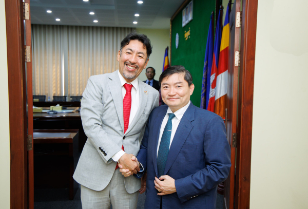 កម្ពុជា-ADB សាទរភាពជោគជ័យគម្រោង "ជំនាញសម្រាប់ភាពប្រកួតប្រជែង" និងពង្រីកការគាំទ្រ ដើម្បីបន្តអភិវឌ្ឍន៍ធនធានមនុស្សនៅកម្ពុជា