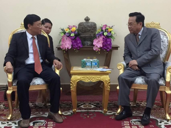 កិច្ចពិភាក្សាការងារជាមួយលោកសាស្ត្រាចារ្យ Gu Tian Long នាយកសាកលវិទ្យាល័យបច្ចេកវិទ្យាអេឡិចត្រូនិច Guilin នៃប្រទេសចិន