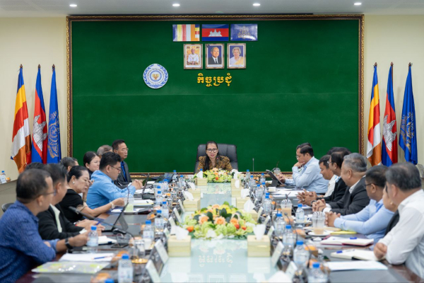 គណៈកម្មការវាយតម្លៃនិងជ្រើសរើសសហគ្រាសមួយជាសហគមន៍សុខសាន្តមួយសម្រាប់ឆ្នាំ២០២៥ ពិនិត្យនិងសម្រេចលើបញ្ជីឈ្មោះសហគ្រាសដែលនឹងទទួលបានពានរង្វាន់សហគ្រាសមួយជាសហគមន៍សុខសាន្តមួយសម្រាប់ឆ្នាំ២០២៥