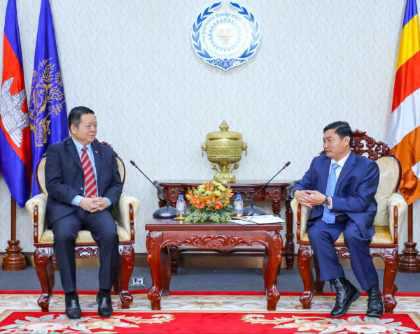 អគ្គលេខាធិកាអាស៊ាន ប្តេជ្ញាបន្តជំរុញសុខដុមនីយកម្មវិស័យការងារ និងការបណ្តុះបណ្តាលជំនាញនៅកម្ពុជាឱ្យស្របតាមស្តង់ដារអាស៊ាន