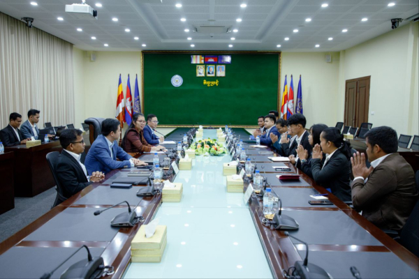 ក្រសួងការងារអំពាវនាវនិស្សិតជ័យលាភីអាហារូបករណ៍ទៅសិក្សានៅជប៉ុន ដើរតួជាទូតសុឆន្ទៈនៅលើឆាកអន្តរជាតិ