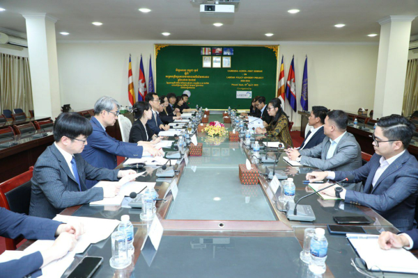 កម្ពុជា-កូរ៉េ ចុះកិច្ចព្រមព្រៀងអនុវត្តន៍គម្រោងប្រឹក្សាគោលនយោបាយវិស័យការងារ ឆ្នាំ២០២៣-២០២៥