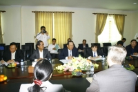 ឯកឧត្តម​រដ្ឋមន្ត្រី អនុញ្ញាត​ឲ្យ​លោកស្រី Leah Gutierrez ប្រធានផ្នែកអភិវឌ្ឍ​ ធនធានមនុស្ស និងសង្គមការិយាល័យADB ប្រចាំទីក្រុងម៉ានីឡា ចូលជួបសម្តែងការគួរសម និងពិភាក្សាការងារ