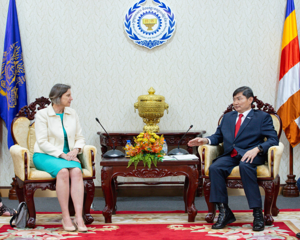 កម្ពុជា-អូស្ត្រាលី បន្តពិភាក្សាគ្នាស្វែងរកឱកាសដើម្បីពង្រីកកិច្ចសហប្រតិបត្តិការថ្មីៗបន្ថែមទៀតលើការអភិវឌ្ឍជំនាញនៅកម្ពុជា