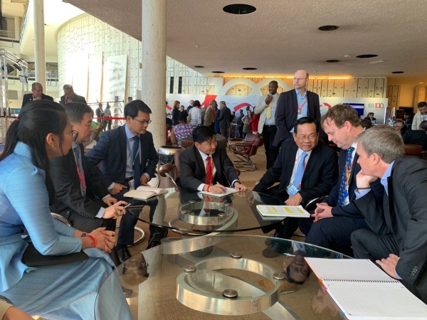 ILO ប្ដេជ្ញាបន្តពង្រឹងលក្ខខណ្ឌការងារ ផលិតភាព ការបញ្ជាទិញ និងទាក់ទាញវិនិយោគិនមកកាន់កម្ពុជាកាន់តែច្រើន