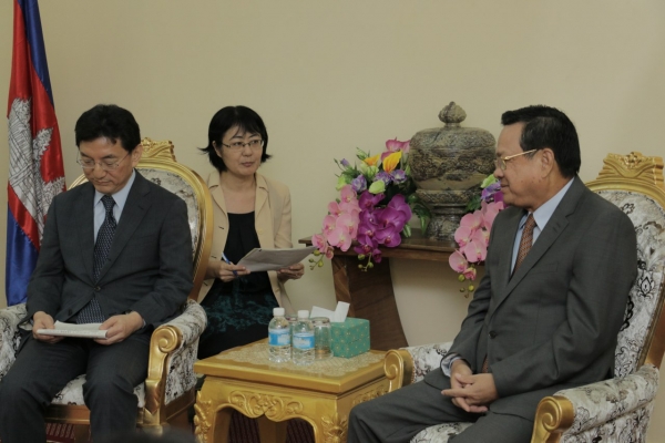 កិច្ចពិភាក្សាអំពីការរៀបចំសិក្ខាសាលា ស្តីពីការបណ្តុះបណ្តាលមេកានិច រថយន្ត និងការជួសជុលយានយន្ត