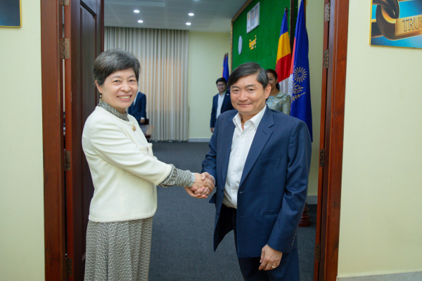 អង្គការ ILO សរសើរកម្ពុជាចំពោះវឌ្ឍនភាពនៃការអនុវត្តកម្មវិធី &laquo;ការងារសមរម្យ និងគម្រោងកាតាលីករសកល&raquo; របស់អង្គការសហប្រជាជាតិ