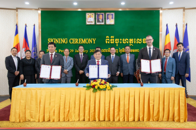 ក្រសួងការងារ សភាពាណិជ្ជកម្មកម្ពុជាប្រចាំទីក្រុងម៉ែលប៊ន និងសភាពាណិជ្ជកម្មប្រចាំទីក្រុងហ្គីឡុង នៃរដ្ឋវីតូរីយ៉ា ប្រទេសអូស្រ្តាលីសហការគ្នាបើកផ្លូវឱ្យសិស្សហាត់ការកម្ពុជាទទួលបានការបណ្តុះបណ្តាលតាមស្តង់ដាអន្តរជាតិ