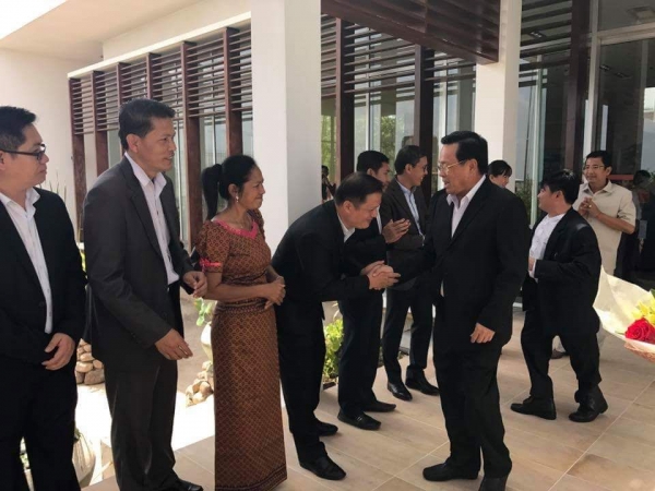 ការអញ្ជើញទៅទស្សនកិច្ចផ្លាស់ប្តូរបទពិសោធន៍ការងារ និងចុះអនុស្សរណៈនៃការយោគយល់គ្នាស្តីពីកិច្ចសហប្រតិបត្តិការលើវិស័យការងារ និងបណ្តុះបណ្តាលវិជ្ជាជីវៈ នៅទីក្រុង ហាណូយ ប្រទេសវៀតណាម