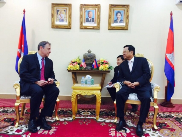 ឯកឧត្តមបណ្ឌិត អ៊ិត សំហេង ទទួលជួបពិភាក្សាការងារជាមួយ ឯកឧត្តម William A.Heidt.