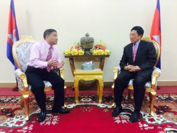 ឯកឧត្តមបណ្ឌិត ពេជ សោភ័ន អញ្ជើញទទួលជួបពិភាក្សាការងារ ជាមួយលោក Shaofeng Hu.