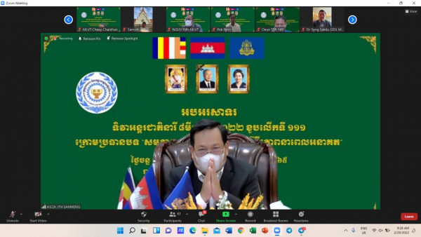 សម្រាប់ស្រ្តីមានប្រមាណ៦១% ដែលជាម្ចាស់អាជីវកម្ម និងអ្នកធ្វើជំនួញ ជាអត្រាខ្ពស់មួយសម្រាប់កម្ពុជា