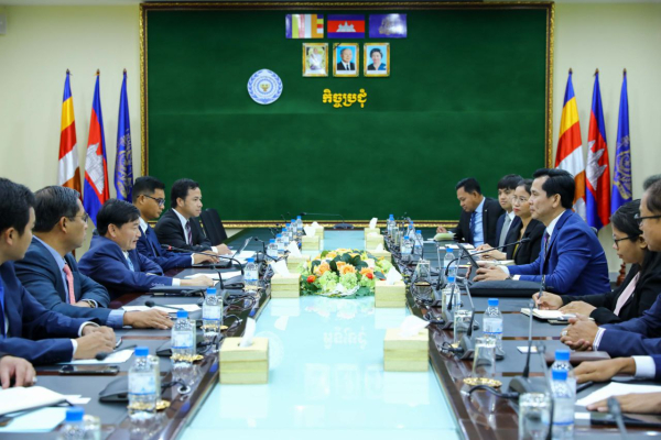 ក្រសួងការងារ និងសហព័ន្ធឧស្សាហកម្មយាន្តយន្ត បង្ហាញចក្ខុវិស័យរួមដើម្បីលើកកម្ពស់វិស័យការងារ និងបណ្តុះបណ្តាលវិជ្ជាជីវៈនៅកម្ពុជា