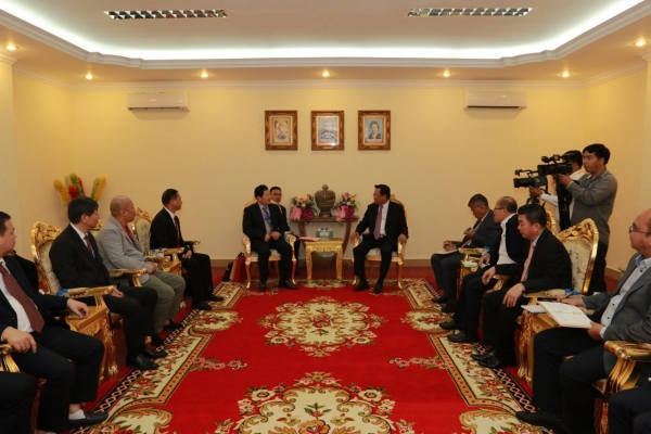 ប្រតិភូចិនមួយក្រុមធំចង់មកវិនិយោគនៅកម្ពុជាលើវិស័យសុខាភិបាល ឱសថបុរាណ បច្ចេកវិទ្យា និងវិស័យមួយចំនួន