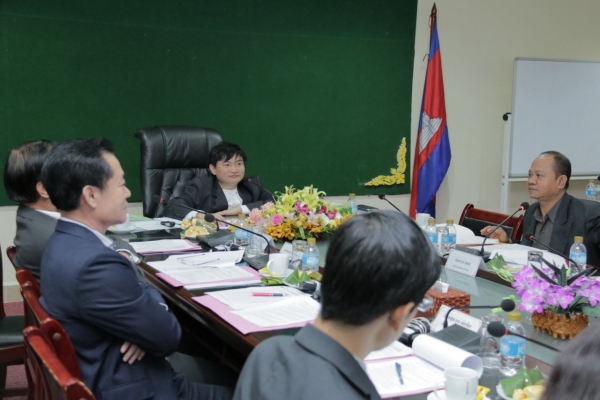 កិច្ចប្រជុំត្រីភាគីពិភាក្សាលើសេចក្តីព្រាងច្បាប់ស្តីពីប្រាក់ឈ្នួលអប្បបរមា ជាលើកទី២