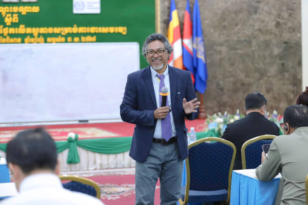 ក្រសួងការងារ និងបណ្តុះបណ្តាលវិជ្ជាជីវៈសហការជាមួយអង្គការអន្តរជាតិខាងការងារ (ILO) រៀបចំវគ្គបណ្តុះបណ្តាល ដើម្បីពង្រឹងការប្តេជ្ញាចិត្តរបស់កម្ពុជាក្នុងការជំរុញការងារសមរម្យ និងយុត្តិធម៌សង្គម