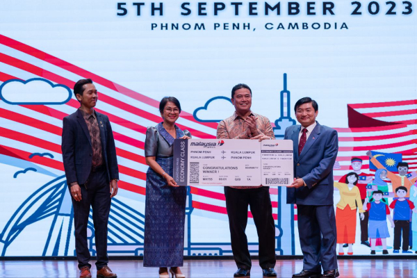 ឯកឧត្តមរដ្ឋមន្ត្រី បានអញ្ជើញចូលរួមក្នុងពិធីបុណ្យជាតិលើកទី៦៦របស់ប្រទេសម៉ាឡេស៊ី